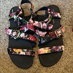 Christian Siriano Black Floral Strappy Sandals size 8